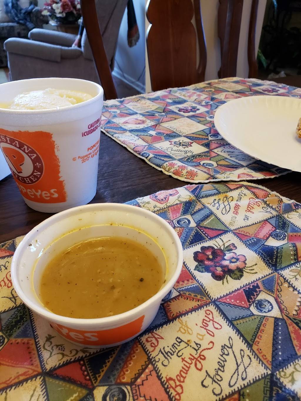 Popeyes Louisiana Kitchen | restaurant | 10920 W Burleigh St, Wauwatosa, WI 53222, USA | 4142698488 OR +1 414-269-8488