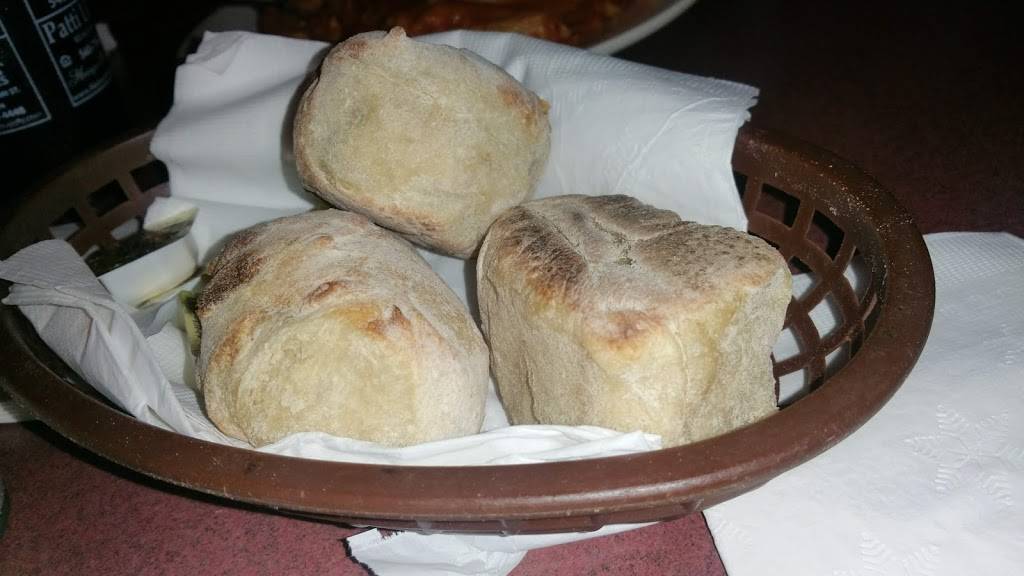 Giovannas Italian Eatery | restaurant | 2679 S Seminole Trail, Madison, VA 22727, USA | 5409485454 OR +1 540-948-5454