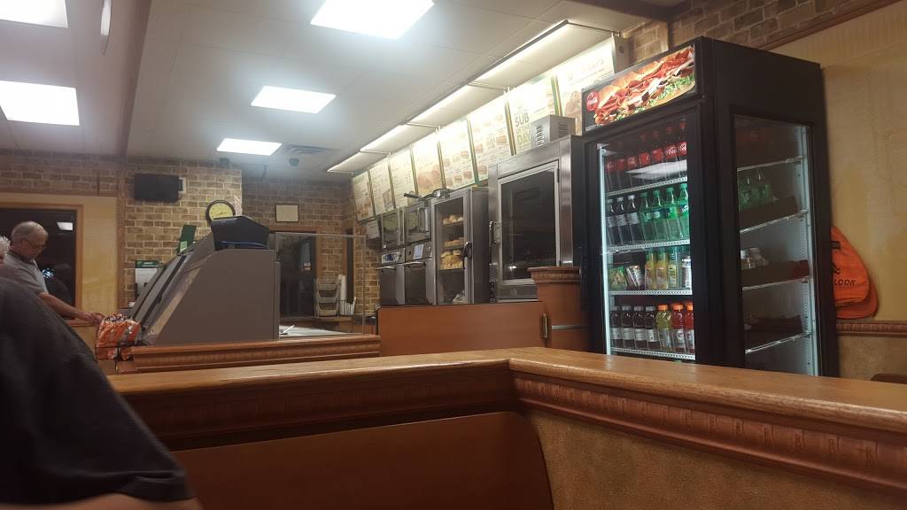 Subway Restaurants | restaurant | 2240 N Main St, Miami, OK 74354, USA | 9185400737 OR +1 918-540-0737
