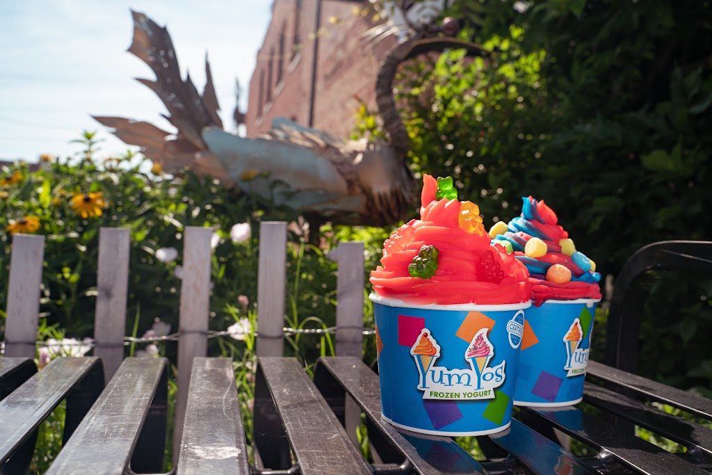 Yum Yos Fayetteville @ NWA Mall | cafe | 4201 N. Shiloh Drive, NWA Mall Food Court, Fayetteville, AR 72701, USA | 4794356064 OR +1 479-435-6064