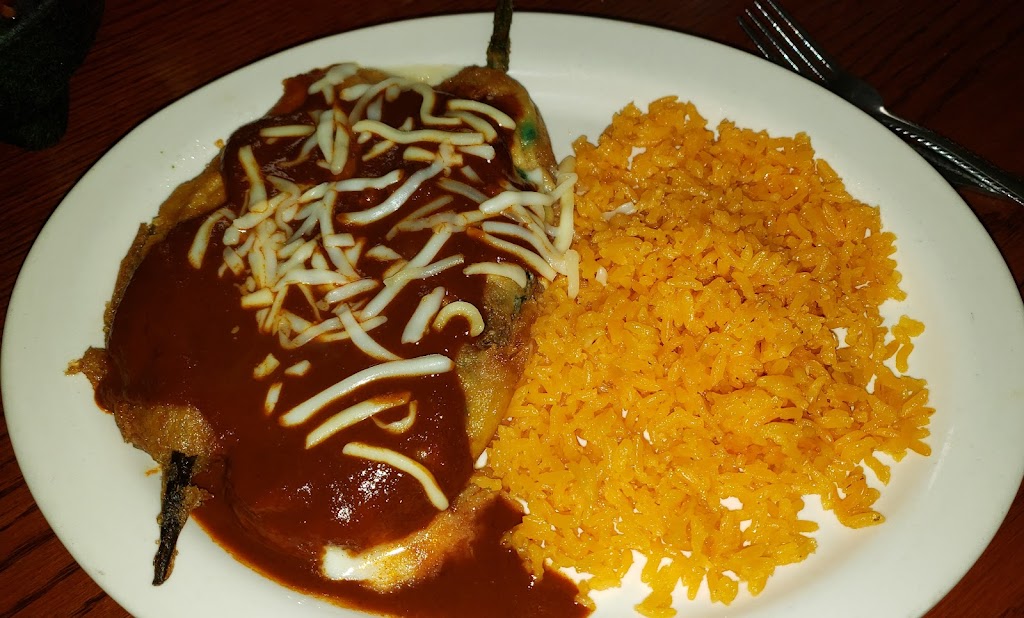 Mi Ranchito | restaurant | 114 N Magnolia St, Elmwood, IL 61529, USA | 3097426161 OR +1 309-742-6161