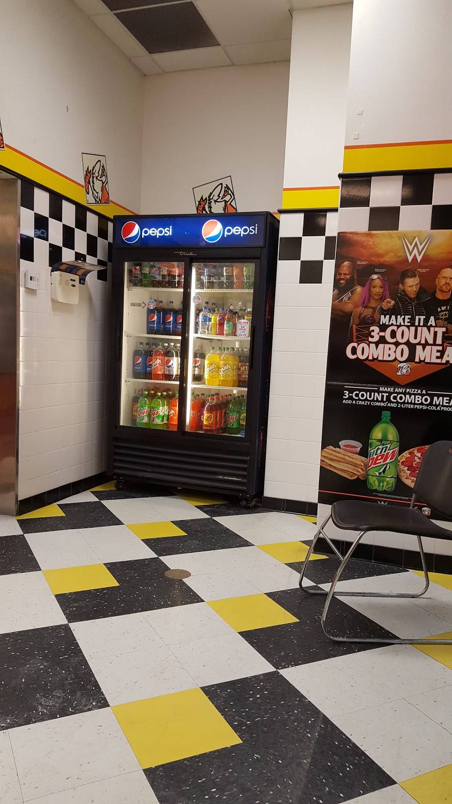 Little Caesars Pizza | meal takeaway | 1455 Lee St, Des Plaines, IL 60018, USA | 8477689459 OR +1 847-768-9459