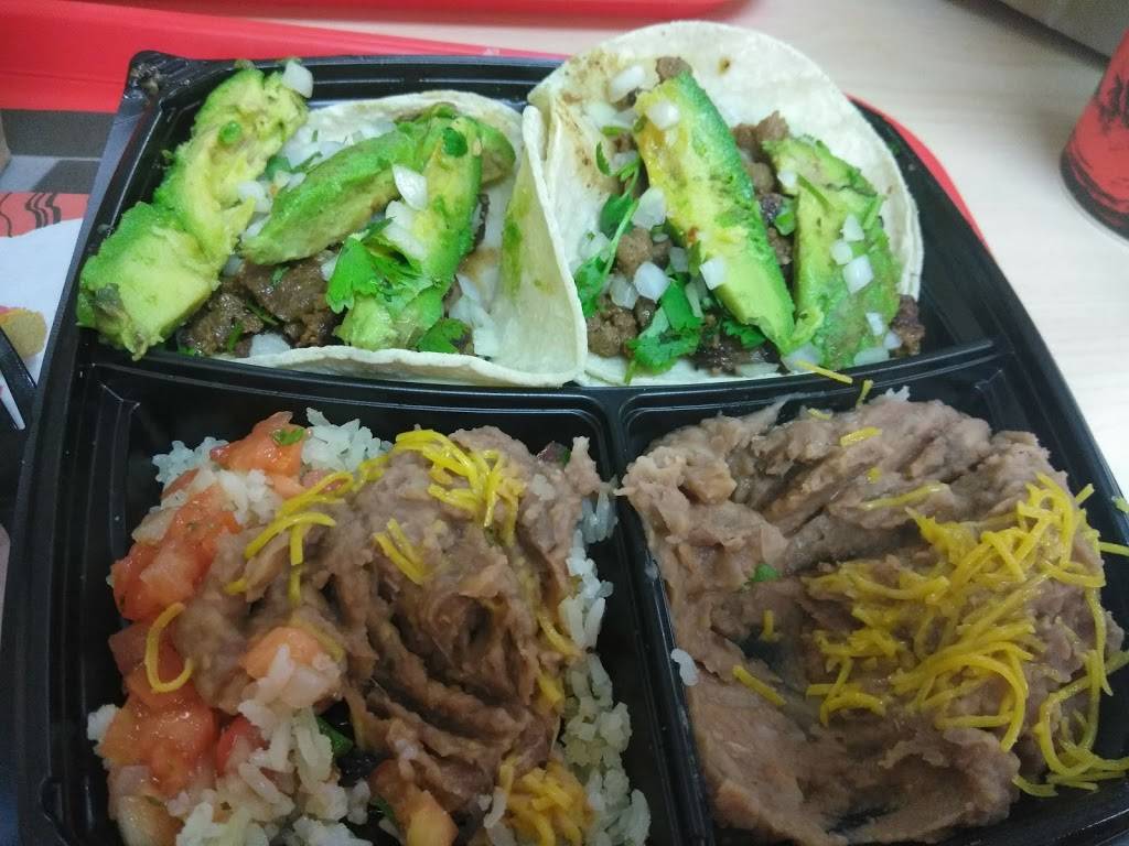 Del Taco | meal takeaway | 72636 Twentynine Palms Highway, Twentynine Palms, CA 92277, USA | 7603679366 OR +1 760-367-9366