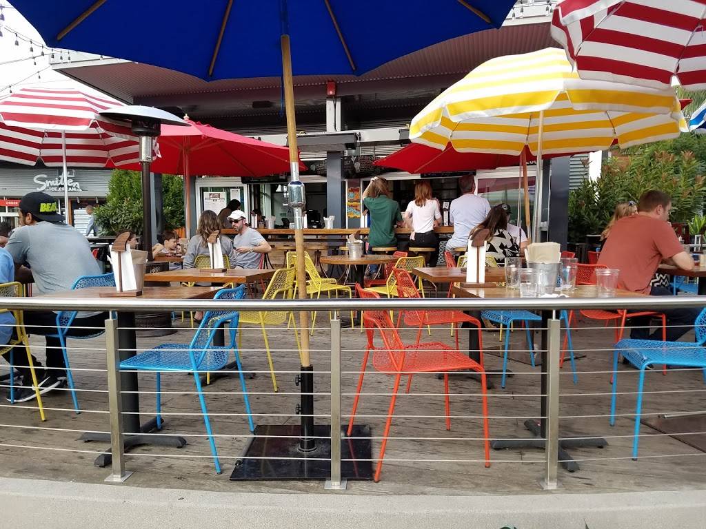 Lil Simmzys on the Deck | restaurant | 850 S. Sepulveda Blvd, El Segundo, CA 90245, USA | 4242770283 OR +1 424-277-0283