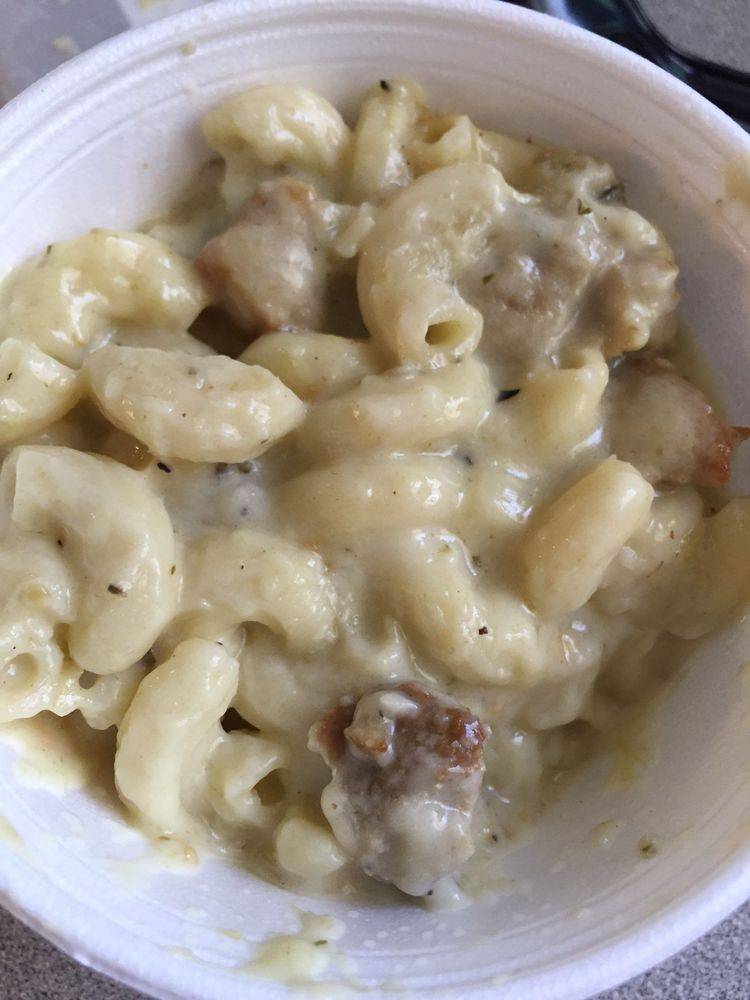 Brookside Market & Deli | restaurant | 4700 Coffee Rd, Bakersfield, CA 93308, USA | 6615881338 OR +1 661-588-1338