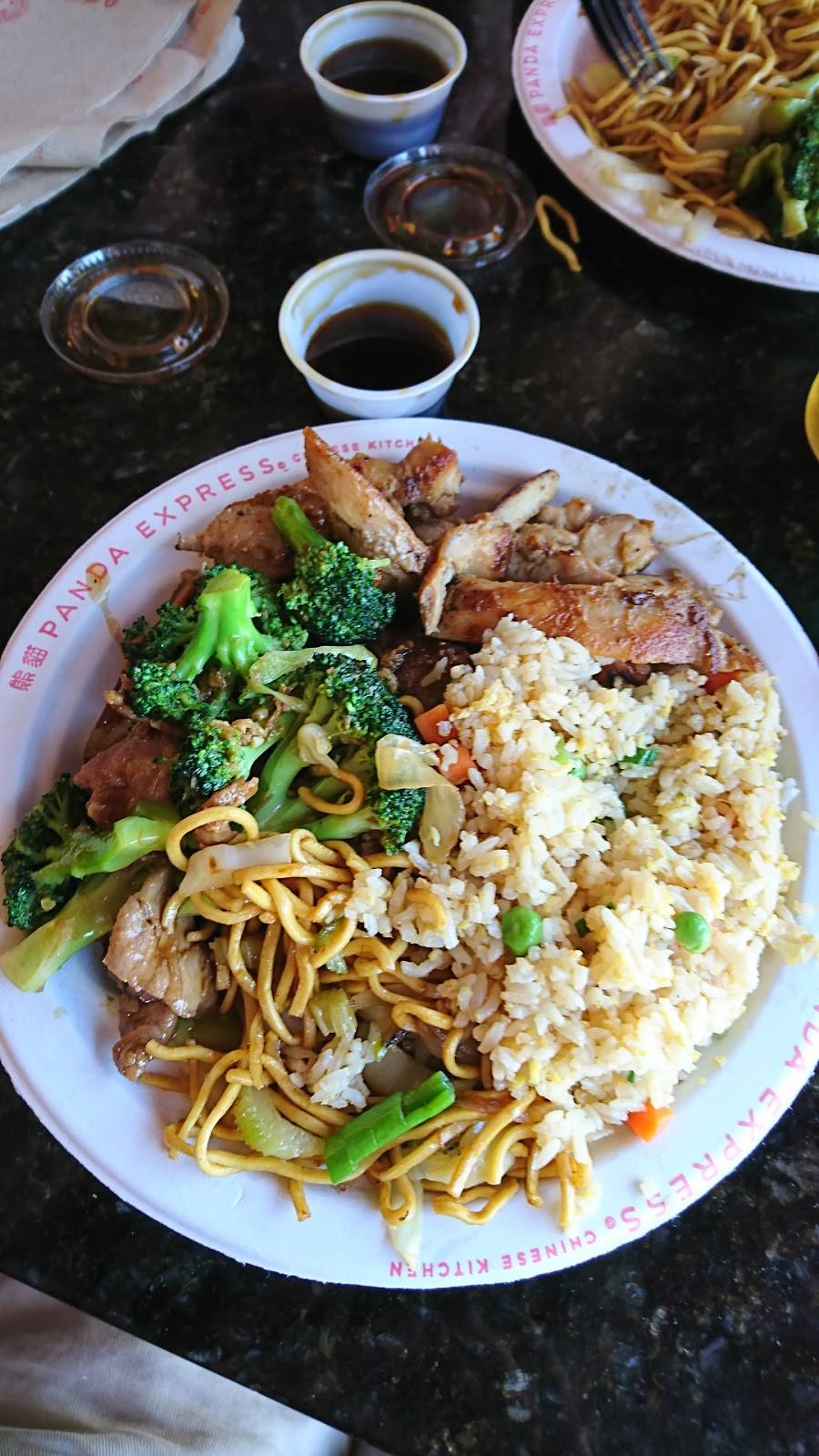 Panda Express | restaurant | 11996 S Strang Line Rd, Olathe, KS 66062, USA | 9133908360 OR +1 913-390-8360