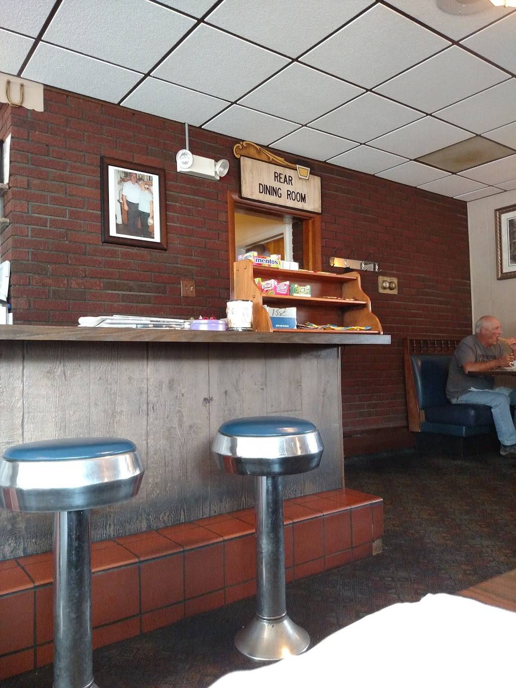 Chalet Restaurant | restaurant | 43 S Mountain Blvd, Mountain Top, PA 18707, USA | 5704745533 OR +1 570-474-5533