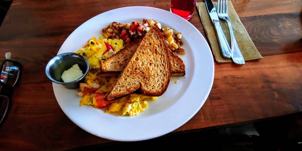 Firefly Kitchen | restaurant | 111 Green Bay Rd, Wilmette, IL 60091, USA | 2244082494 OR +1 224-408-2494