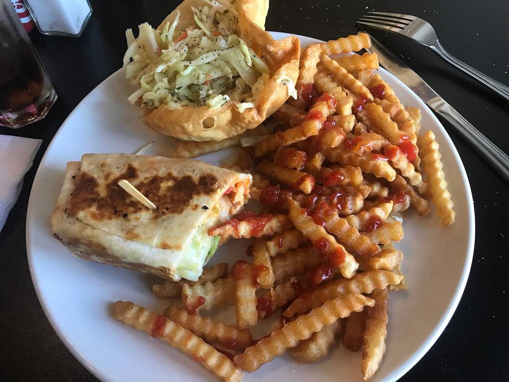 Potkas Kitchen | restaurant | 480 Advance Blvd #235, Tecumseh, ON N8N 0B7, Canada | 5197274200 OR +1 519-727-4200