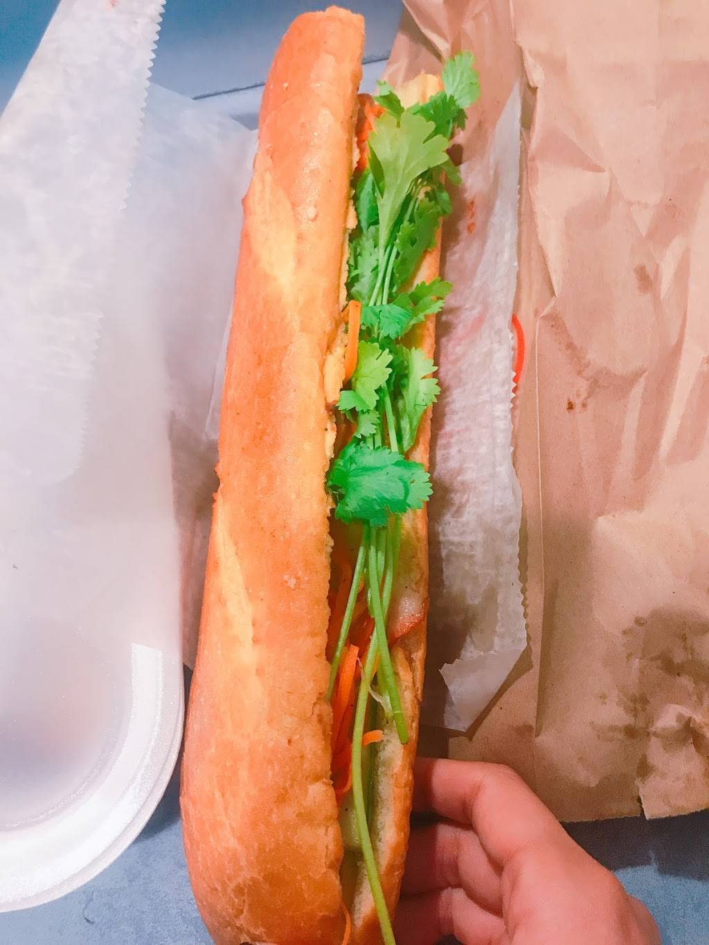 Pho Lees Vietnamese Restaurant | restaurant | 1541 Superior Ave Suite #101, Cleveland, OH 44114, USA | 2162737093 OR +1 216-273-7093