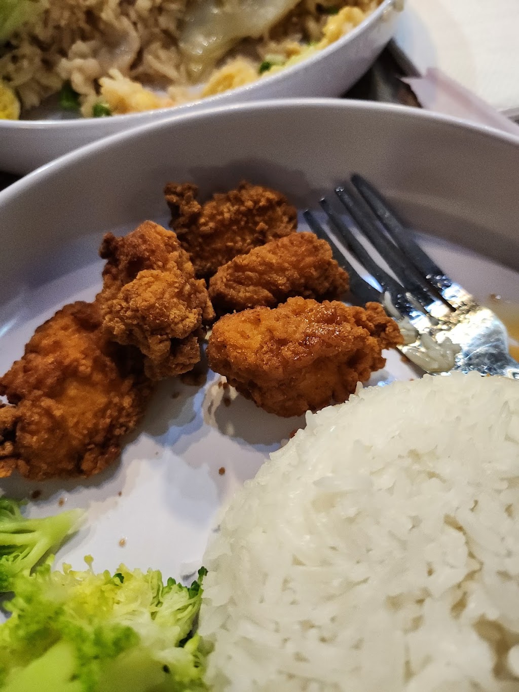 Ta Lew Thai Bistro 2 | restaurant | 3373 E Queen Creek Rd #104, Gilbert, AZ 85297, USA | 4802197468 OR +1 480-219-7468