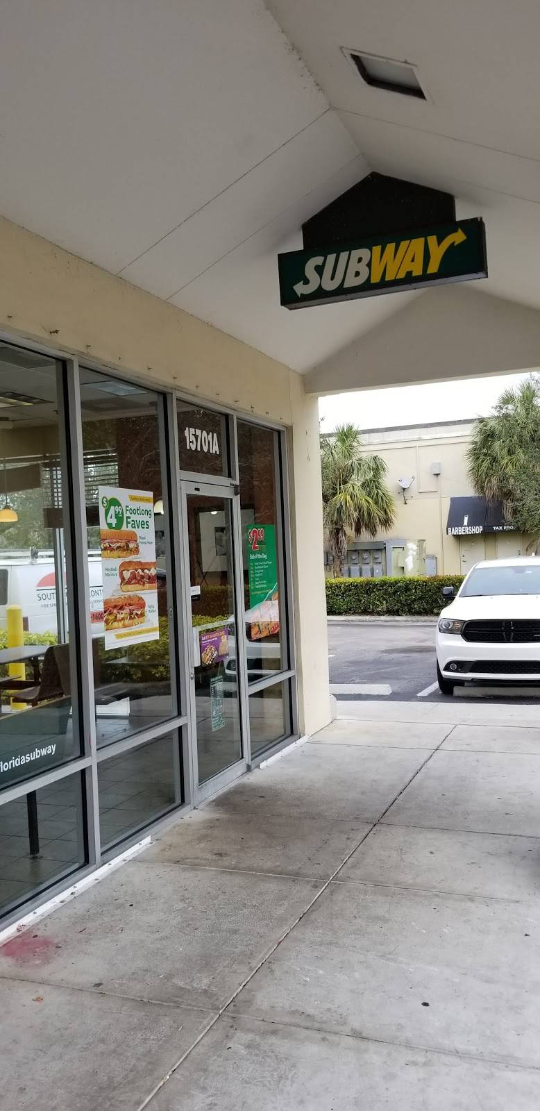 Subway | restaurant | 15701 Sheridan St, Davie, FL 33331, USA | 9546804540 OR +1 954-680-4540