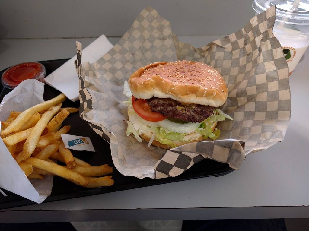 Scooters Burgers | restaurant | 5802 24th Ave NW, Seattle, WA 98107, USA | 2067822966 OR +1 206-782-2966