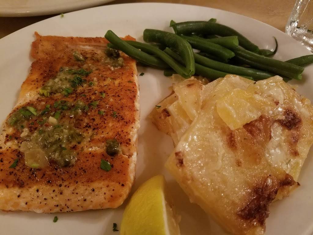 Ristorante Gabriela | restaurant | 1643 N Schnoor St, Madera, CA 93637, USA | 5596621409 OR +1 559-662-1409