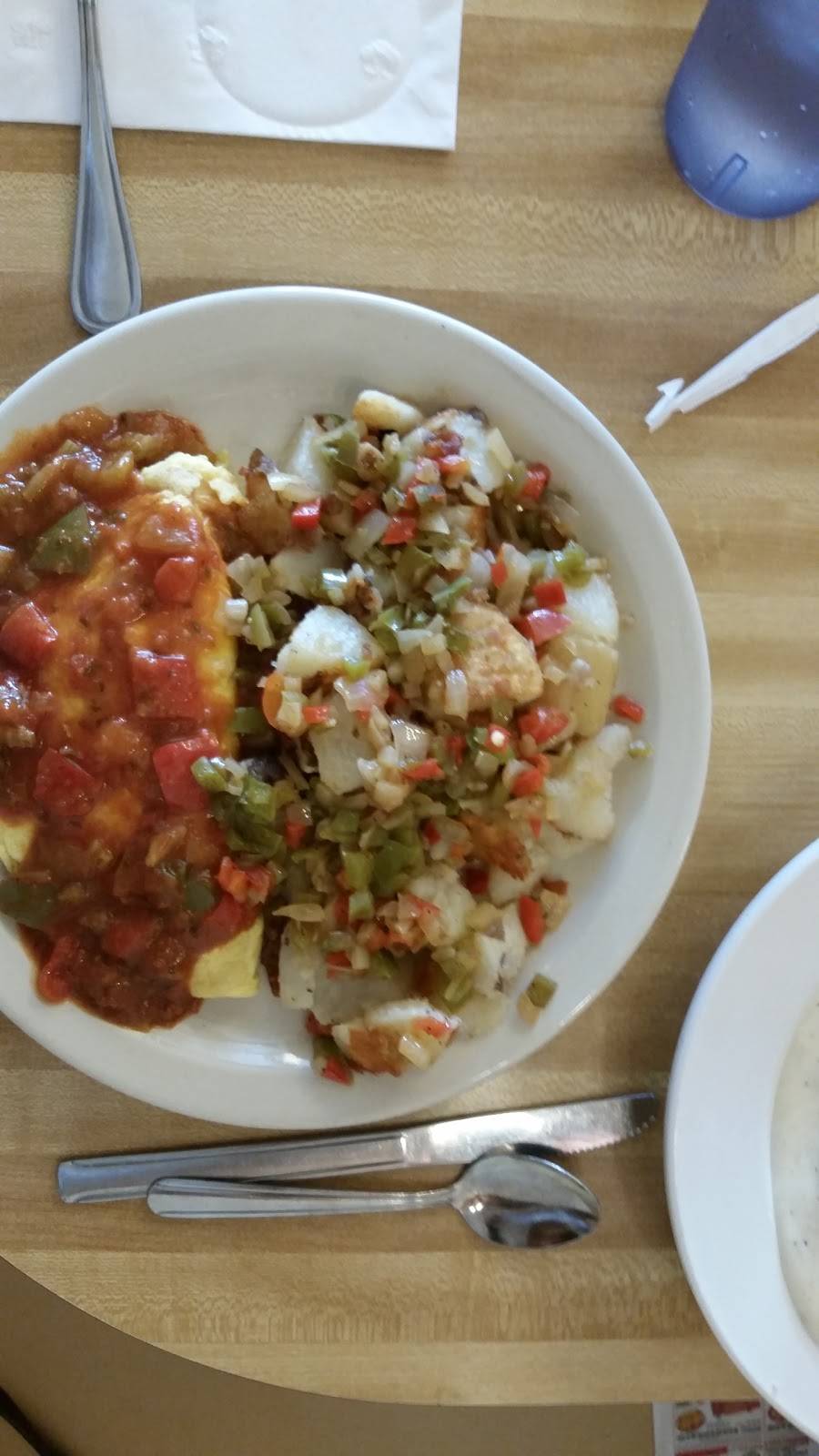 Cactus Patch Restaurant | restaurant | 197 E High St, Moorpark, CA 93021, USA | 8055299550 OR +1 805-529-9550