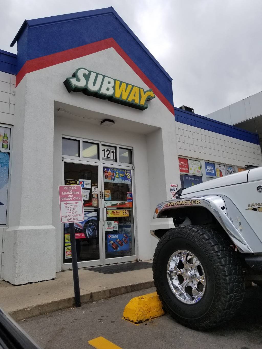 Subway | restaurant | 121 N Dexter St, Ionia, MI 48846, USA | 6165229131 OR +1 616-522-9131