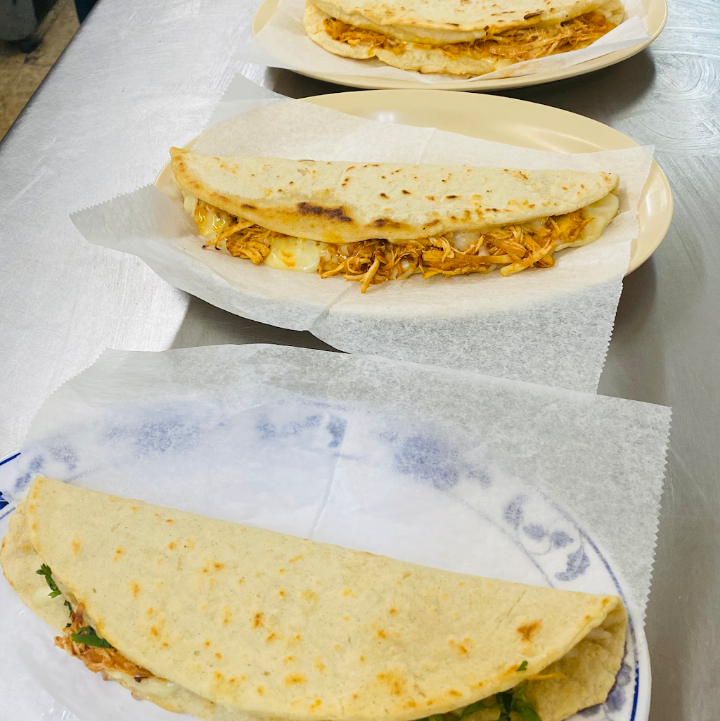 El Zócalo Taqueria | restaurant | 2519 Broadway, Rockford, IL 61108, USA | 7797743652 OR +1 779-774-3652