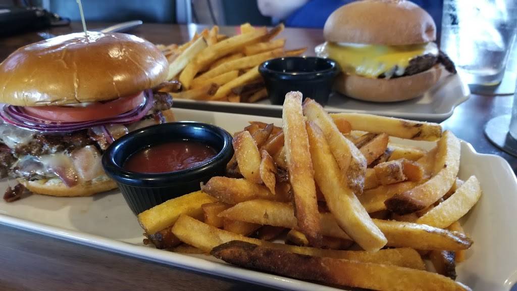 Bru Burger Bar - Noblesville | restaurant | 350 Westfield Rd ste 100, Noblesville, IN 46060, USA | 3177642510 OR +1 317-764-2510