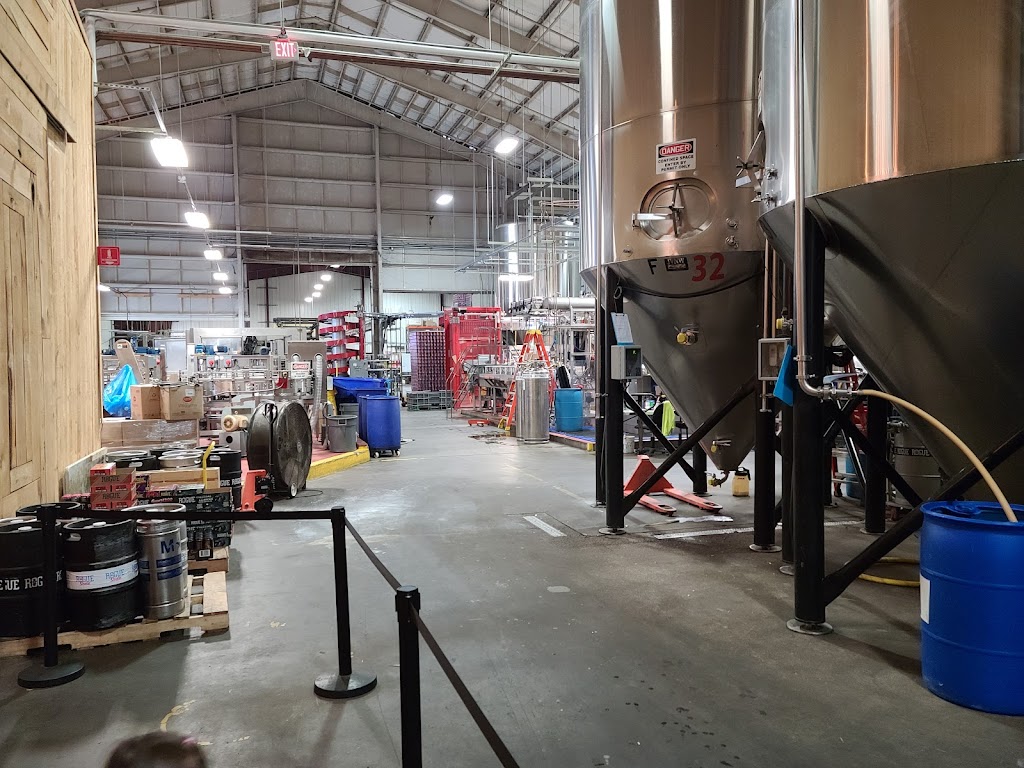 Rogue Brewers on the Bay | restaurant | 2320 SE Marine Science Dr, Newport, OR 97365, USA | 5418190101 OR +1 541-819-0101