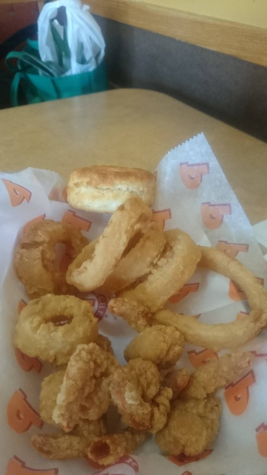 Popeyes | restaurant | 1530 Albion Rd, Etobicoke, ON M9V 1B4, Canada | 4167488302 OR +1 416-748-8302