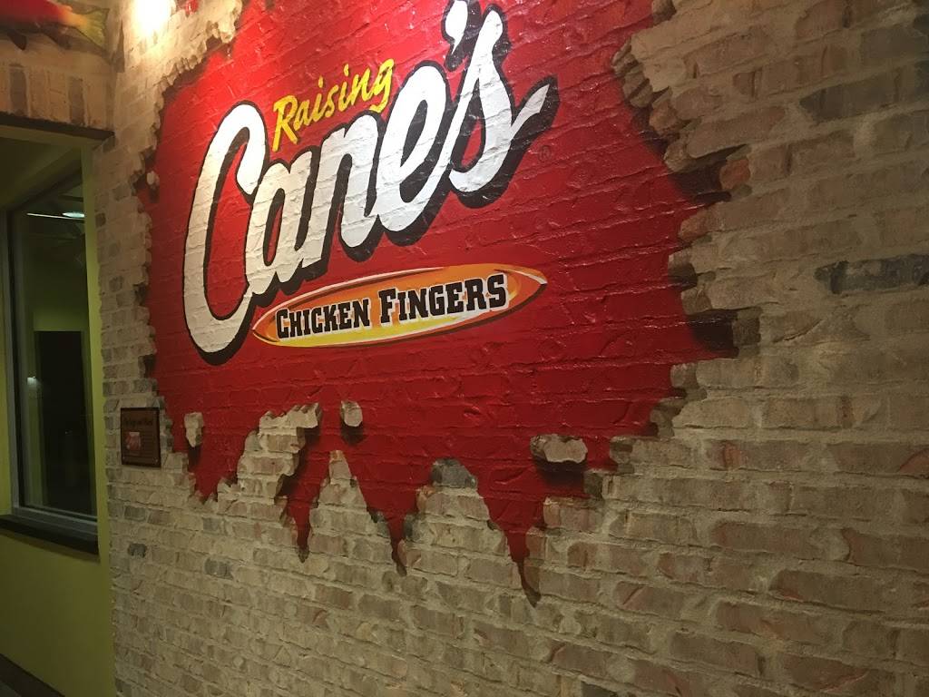 Raising Canes Chicken Fingers | meal takeaway | 10808 Q St, Omaha, NE 68137, USA | 4025025866 OR +1 402-502-5866