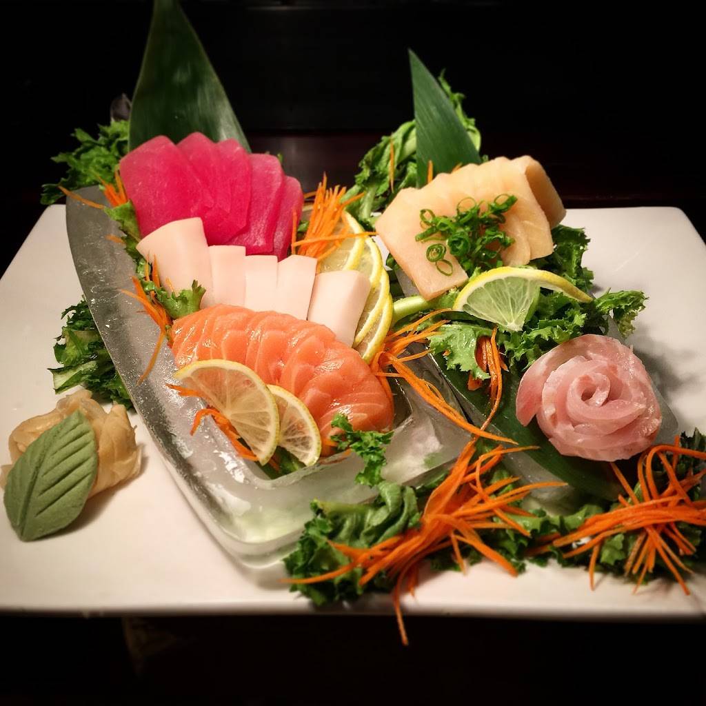 MAKI SUSHI BAR & GRILL | restaurant | 43 Main St, Peabody, MA 01960, USA | 9788545426 OR +1 978-854-5426