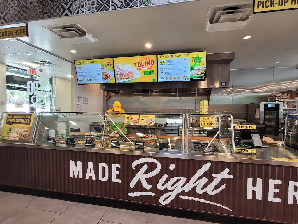 Laredo Taco Company | restaurant | 6443 San Pedro Ave, San Antonio, TX 78216, USA | 2106336358 OR +1 210-633-6358