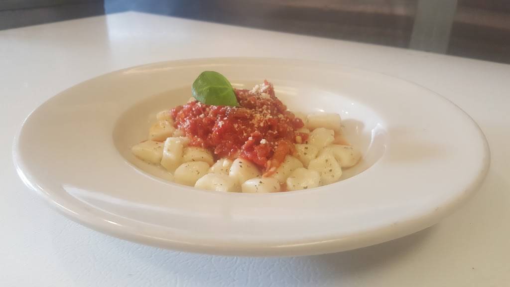 Clerici Osteria | restaurant | 1942 Smith St, North Providence, RI 02911, USA | 4013490499 OR +1 401-349-0499