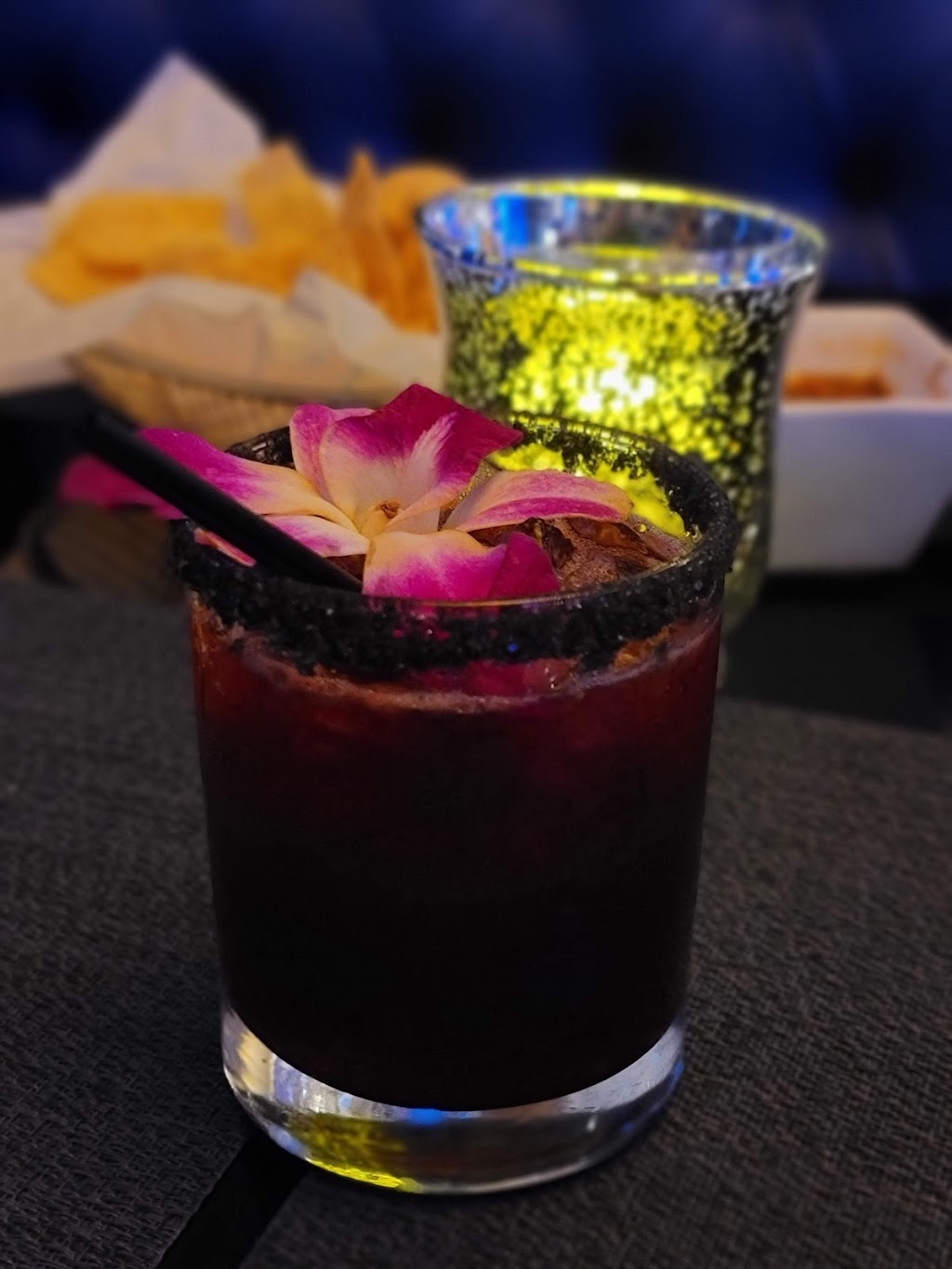 Perla Azul | restaurant | website is: https://perlaazullahabra.com, 151 W Whittier Blvd, La Habra, CA 90631, USA | 5624483298 OR +1 562-448-3298