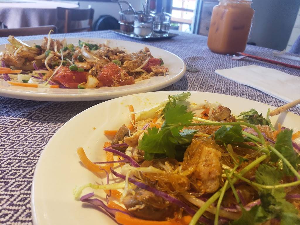 Bangkok Bistro Fine Thai Cuisine | restaurant | 104 Lila Ln, Burlington, WA 98233, USA | 3607573778 OR +1 360-757-3778