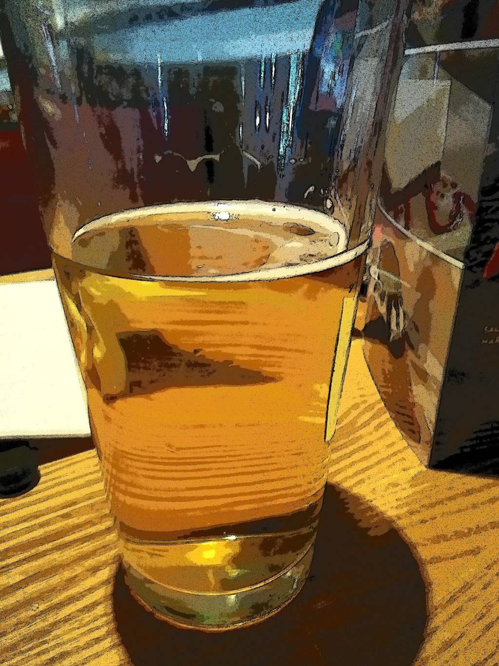 Chilis Grill & Bar | restaurant | 7335 Arroyo Crossing Pkwy, Las Vegas, NV 89118, USA | 7026162998 OR +1 702-616-2998