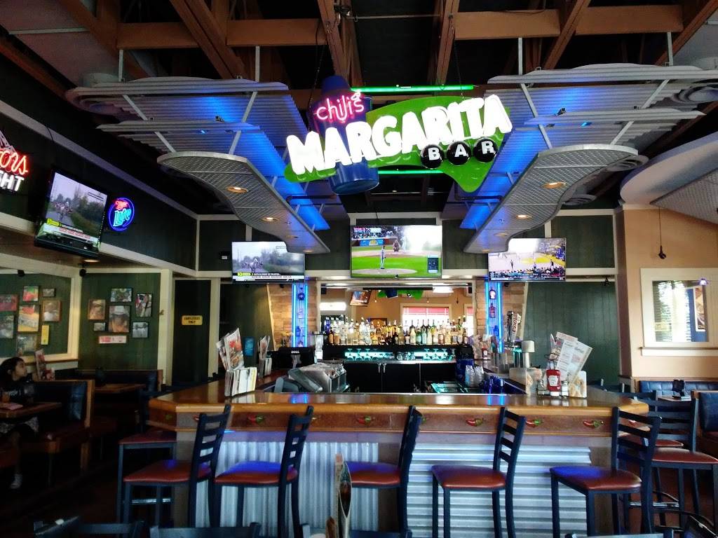 Chilis Grill & Bar | meal takeaway | 259 S Weber Rd, Romeoville, IL 60446, USA | 8158864429 OR +1 815-886-4429