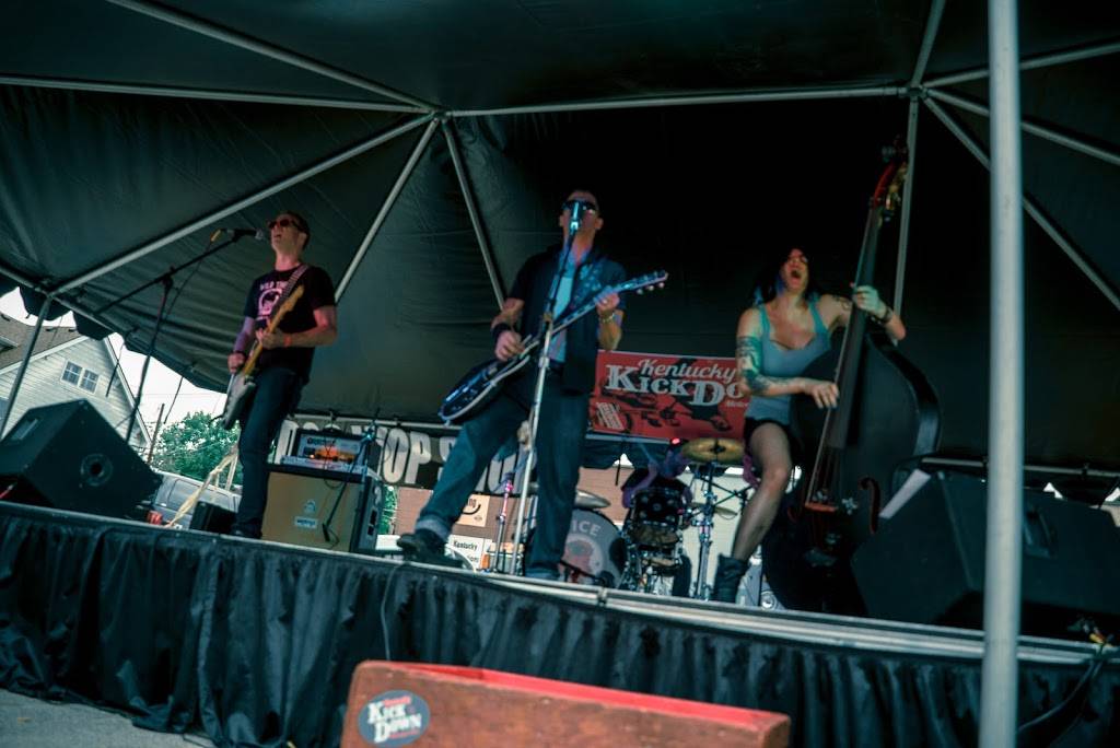 Barret Bar & Grill | restaurant | 1012 Barret Ave, Louisville, KY 40204, USA | 5024589640 OR +1 502-458-9640