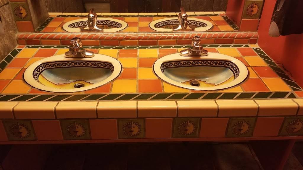 La Hacienda Real Keizer | restaurant | 5024 River Rd N, Salem, OR 97303, USA | 5033900923 OR +1 503-390-0923