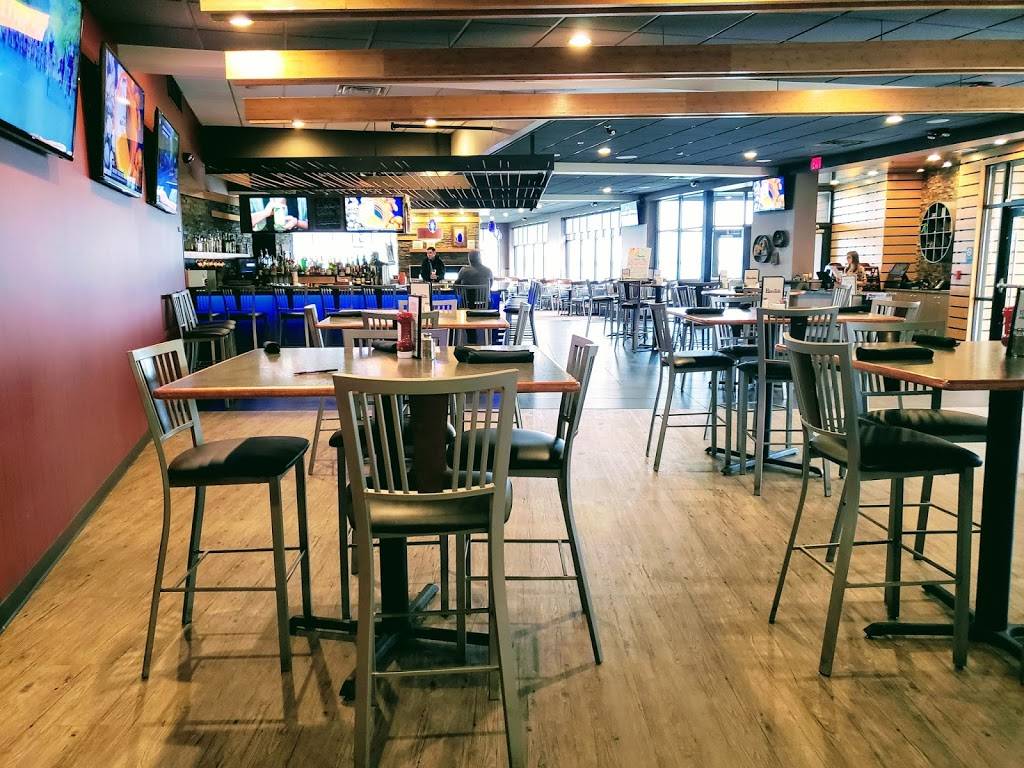 Freighters Eatery & Taproom | meal takeaway | 800 Harker St, Port Huron, MI 48060, USA | 8109416010 OR +1 810-941-6010