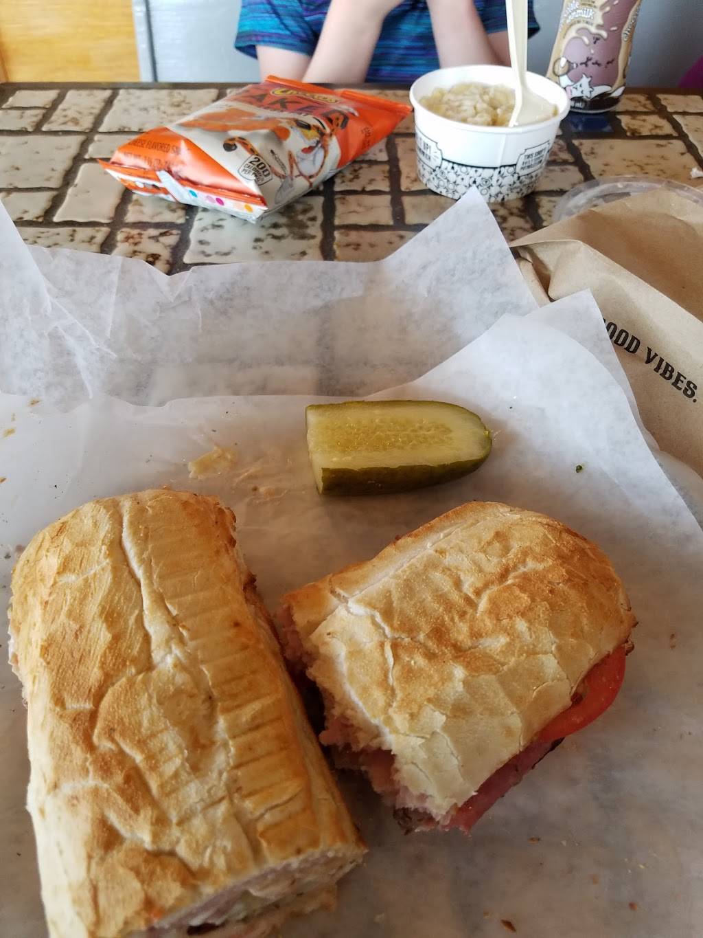 Potbelly Sandwich Shop | restaurant | 3863 Gallagher Dr, Edina, MN 55435, USA | 9528069961 OR +1 952-806-9961