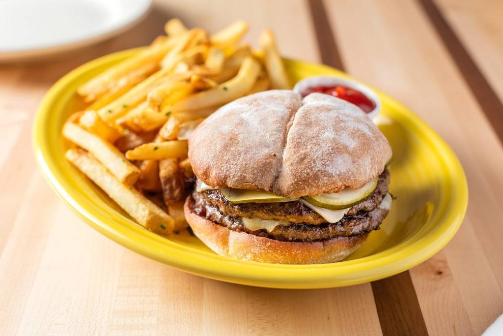 Twain | restaurant | 2445 N Milwaukee Ave, Chicago, IL 60647, USA | 7736978463 OR +1 773-697-8463