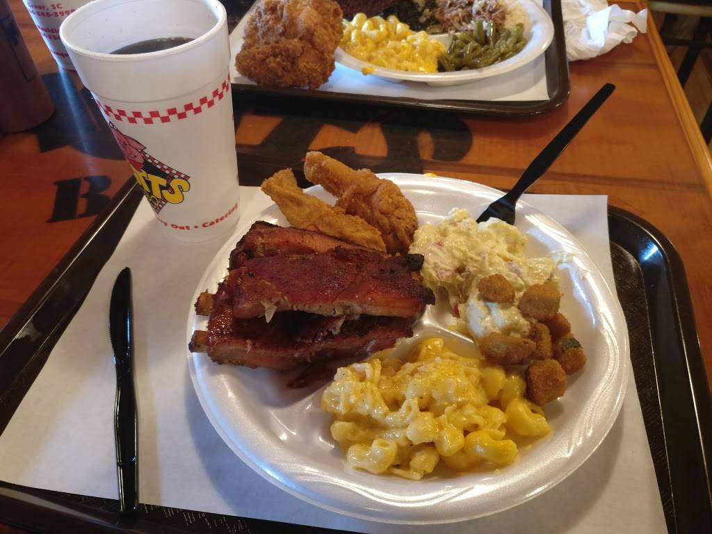 Mutts BBQ Restaurant | restaurant | 101 W Rd, Greer, SC 29650, USA | 8648483999 OR +1 864-848-3999