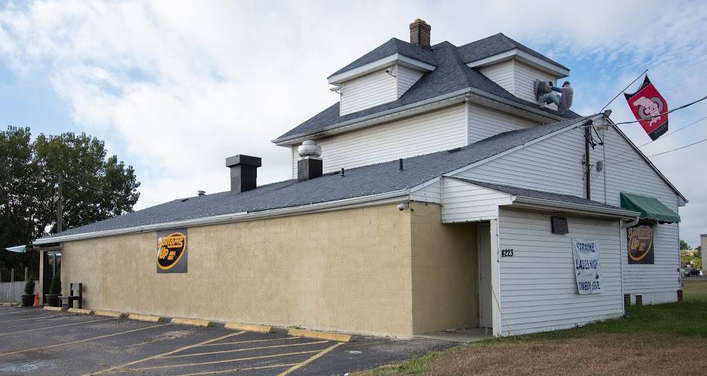 Bottoms Up | restaurant | 4223 Roberts Rd, Columbus, OH 43228, USA | 6149713142 OR +1 614-971-3142