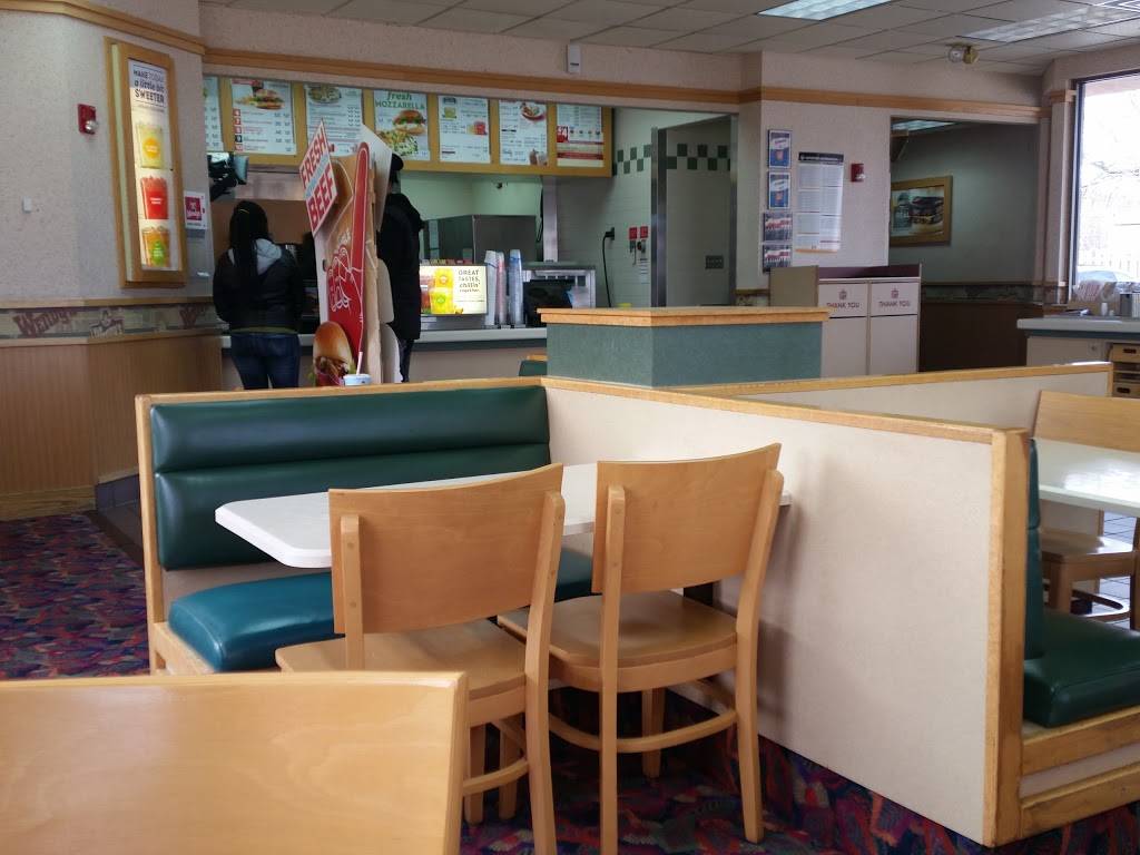 Wendys | restaurant | 3 E, Sibley Blvd, Calumet City, IL 60409, USA | 7088912040 OR +1 708-891-2040