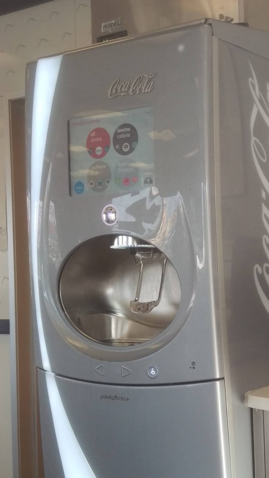 White Castle | restaurant | 10099 E Washington St, Indianapolis, IN 46229, USA | 3178971247 OR +1 317-897-1247