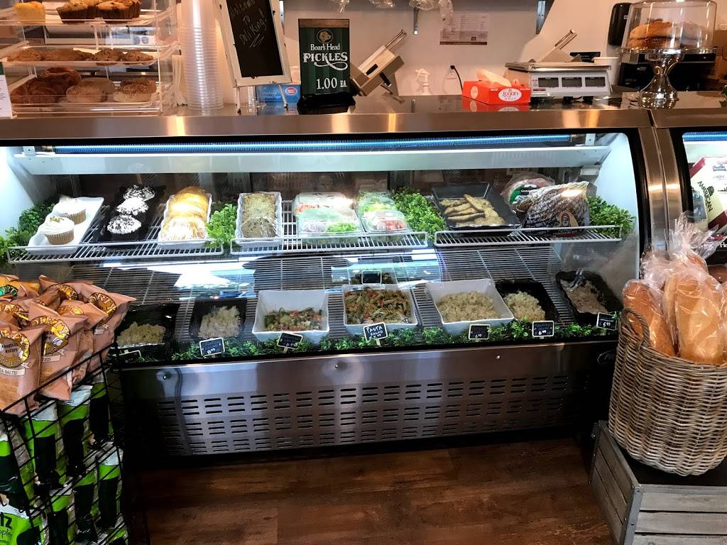 Deli king | restaurant | 32 Indian Rock Rd, Windham, NH 03087, USA | 6032605600 OR +1 603-260-5600
