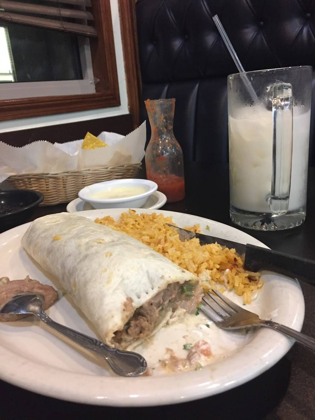 El Patio | restaurant | 2506 Village Green Pl, Champaign, IL 61822, USA | 2176007683 OR +1 217-600-7683