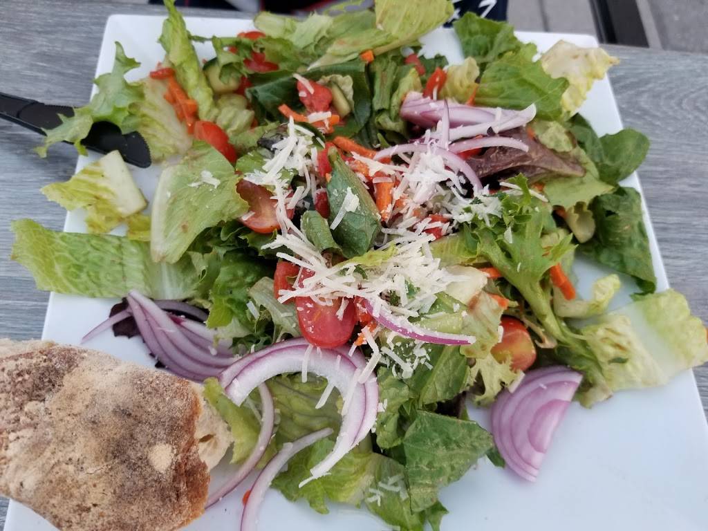 Pressed Cafe | cafe | 200 District Ave, Burlington, MA 01803, USA | 7813651412 OR +1 781-365-1412