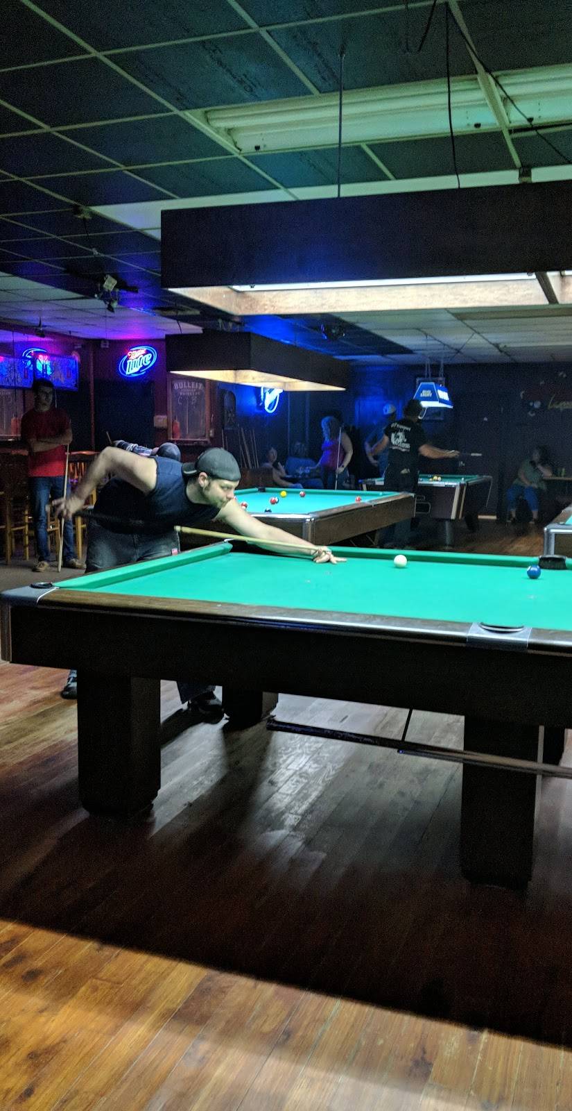 Huds Bar & Grill | restaurant | 2213 Gray Hwy, Macon, GA 31211, USA | 4783306046 OR +1 478-330-6046