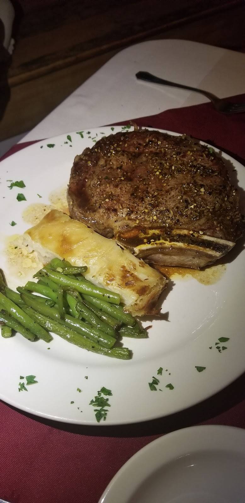 Andrews at the Westbrook | restaurant | 7397 N 1200th St, Paris, IL 61944, USA | 2174652003 OR +1 217-465-2003