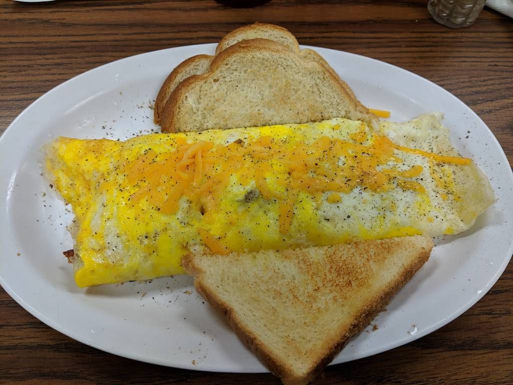 Wagon Wheel Cotterells Family Restaurant | restaurant | 1205 Fort Campbell Blvd, Clarksville, TN 37042, USA | 9315531334 OR +1 931-553-1334