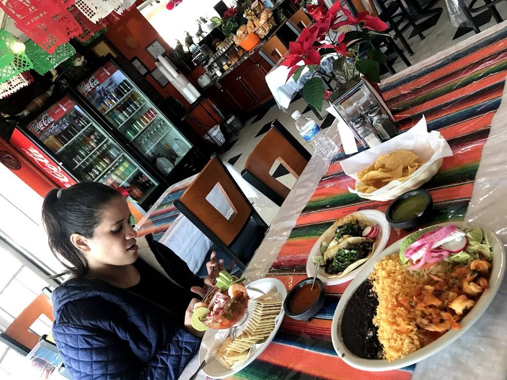 Los Molcajetes | restaurant | 226 US-1, Edison, NJ 08817, USA | 8482029815 OR +1 848-202-9815