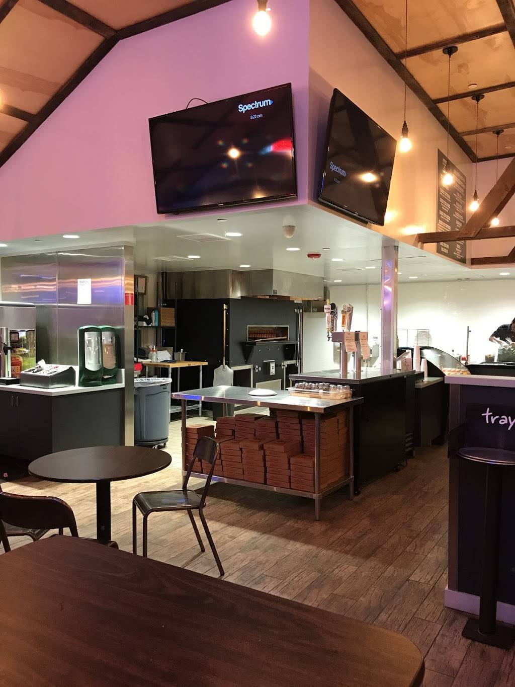 Vail Pizzeria | restaurant | 32123 Temecula Pkwy suite b, Temecula, CA 92592, USA | 9519724775 OR +1 951-972-4775