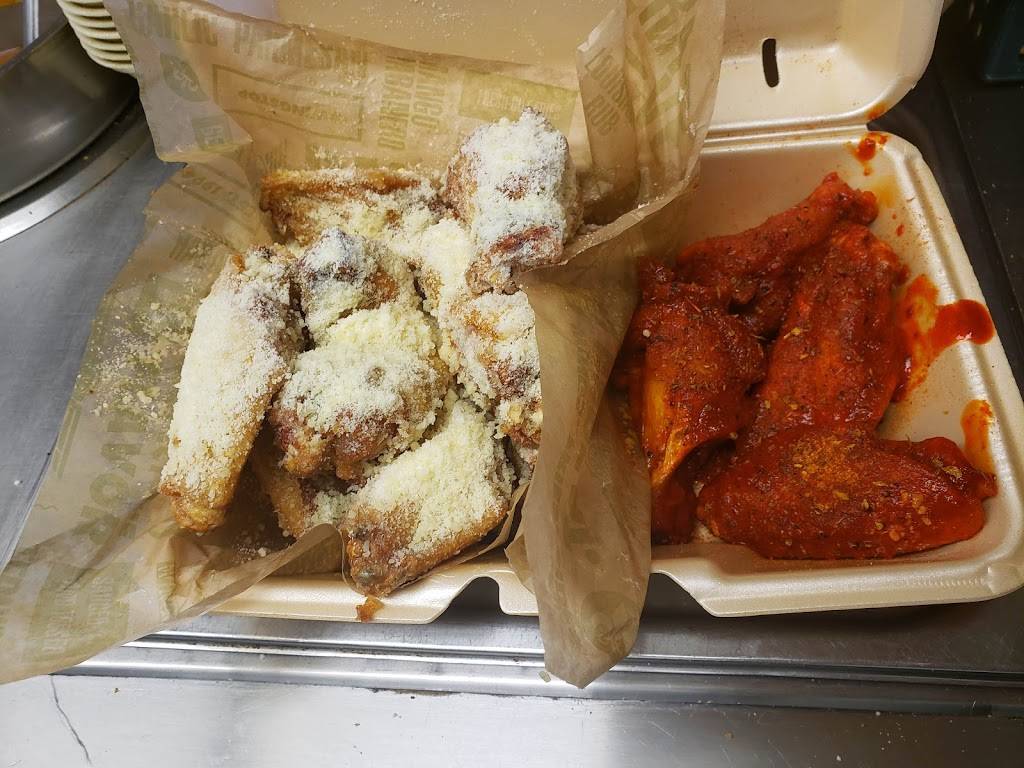 Wingstop | restaurant | 9804 Jones Rd a, Houston, TX 77065, USA | 2814779464 OR +1 281-477-9464